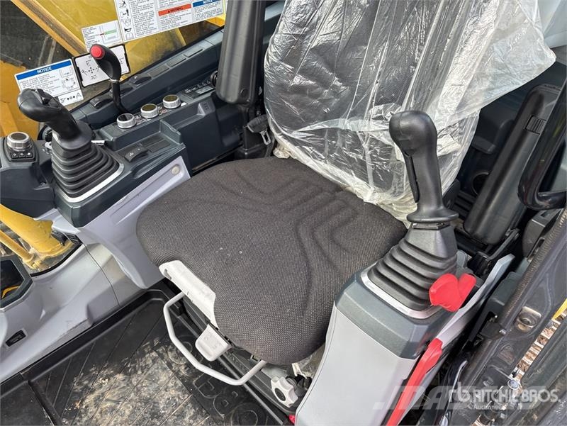 Kobelco SK140SRLC-5 Excavadoras de cadenas