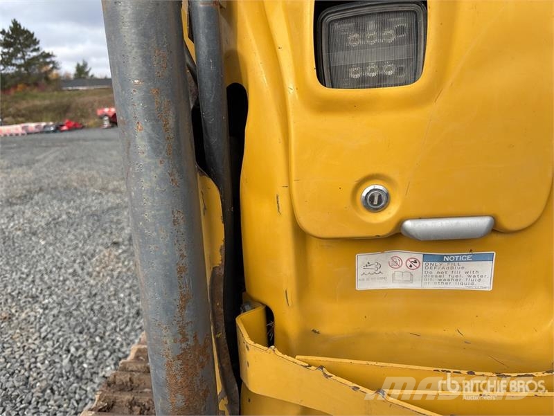 Kobelco SK140SRLC-5 Excavadoras de cadenas