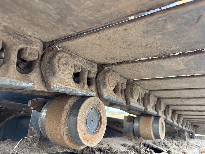 Kobelco SK140SRLC-5 Excavadoras de cadenas