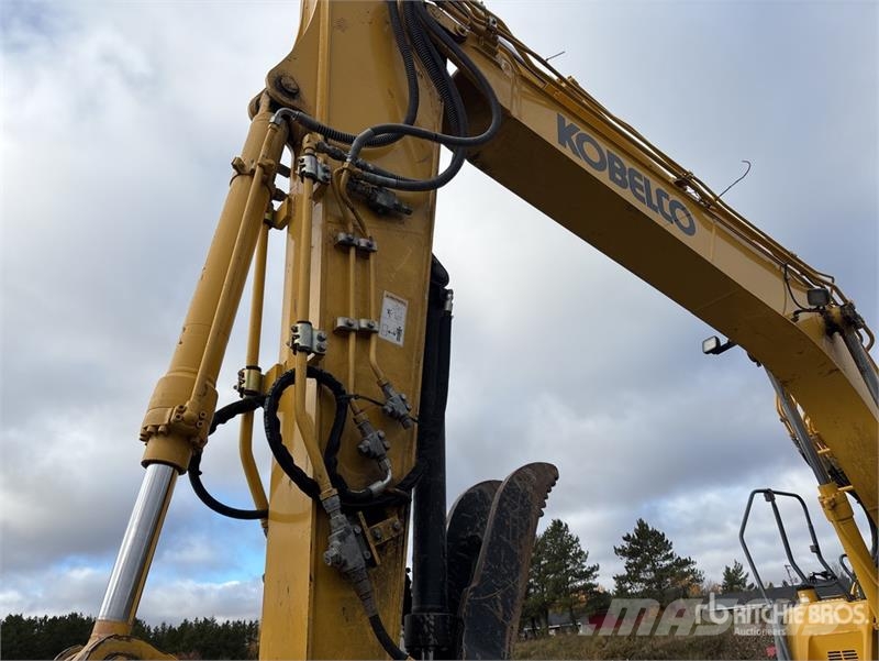 Kobelco SK140SRLC-5 Excavadoras de cadenas