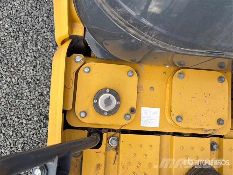 Kobelco SK140SRLC-5 Excavadoras de cadenas