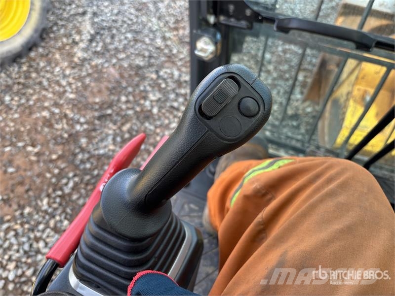 Kobelco SK140SRLC-5 Excavadoras de cadenas