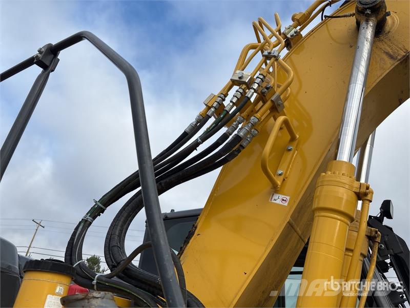 Kobelco SK140SRLC-5 Excavadoras de cadenas