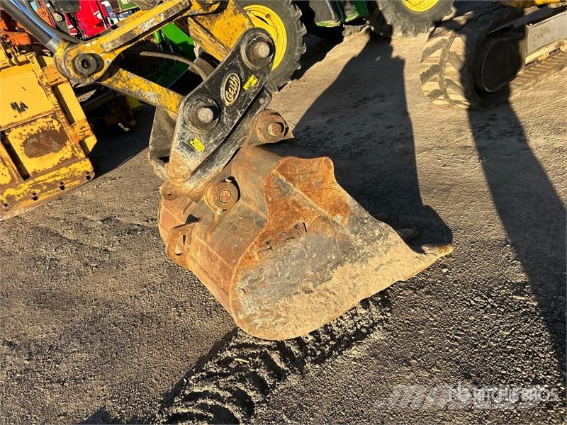 Kobelco SK85CS-3E Tracked Excavator Гусеничні екскаватори