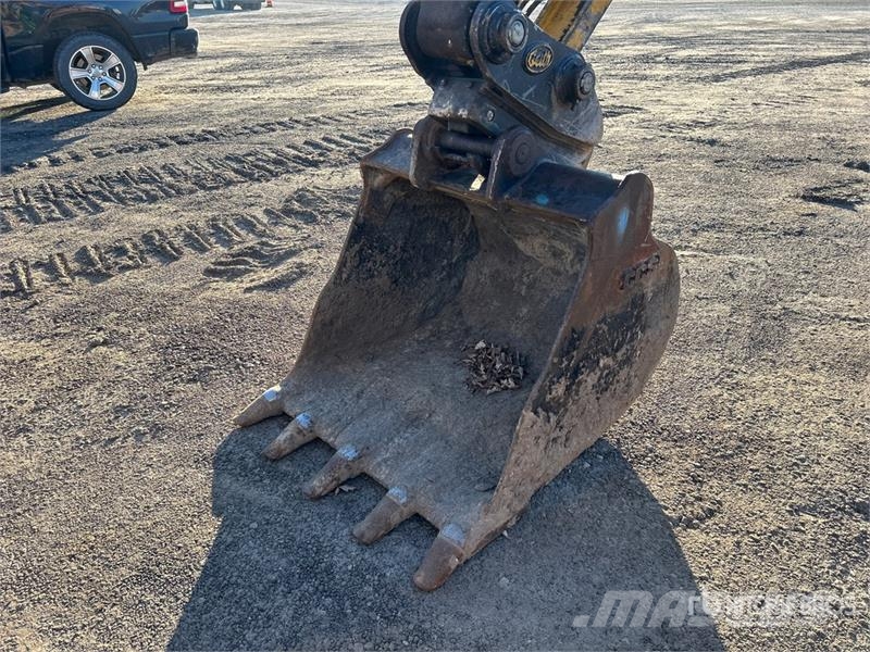 Kobelco SK85CS0-3E Tracked Excavator Гусеничные экскаваторы