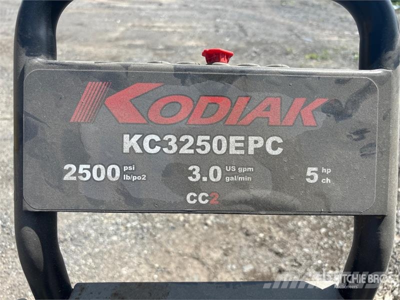 Kodiak KC3250EPC Pressure Washer Korkeapainepesurit