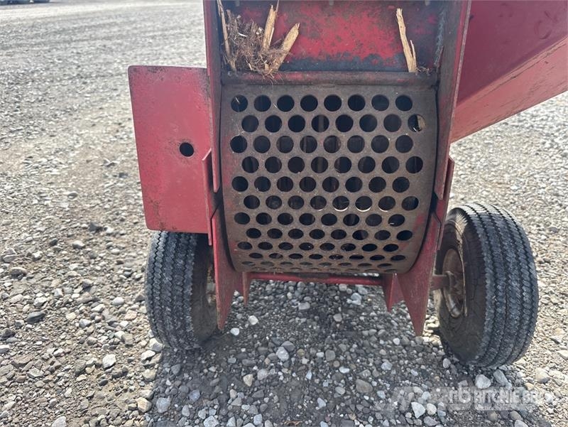Kodiak Wood Chipper Дробилки древесины