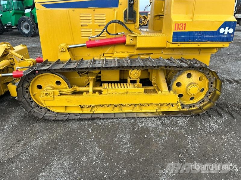 Komatsu D31-16 Crawler Dozer Buldožeri gusjeničari