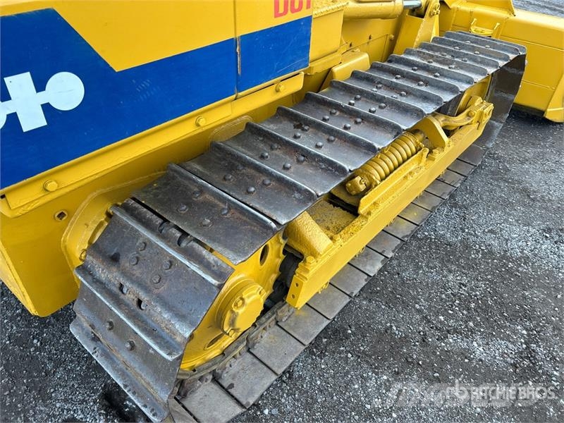 Komatsu D31-16 Crawler Dozer Buldožeri gusjeničari