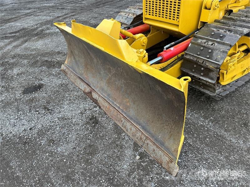 Komatsu D31-16 Crawler Dozer Buldožeri gusjeničari