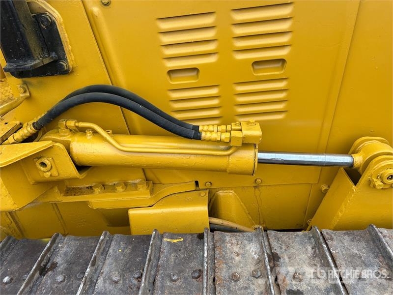 Komatsu D31-16 Crawler Dozer Buldožeri gusjeničari