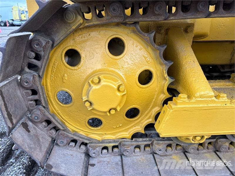 Komatsu D31-16 Crawler Dozer Buldožeri gusjeničari