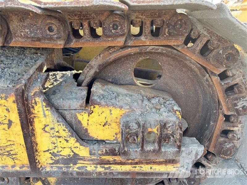 Komatsu D39EX-21 Crawler Dozer Гусеничные бульдозеры