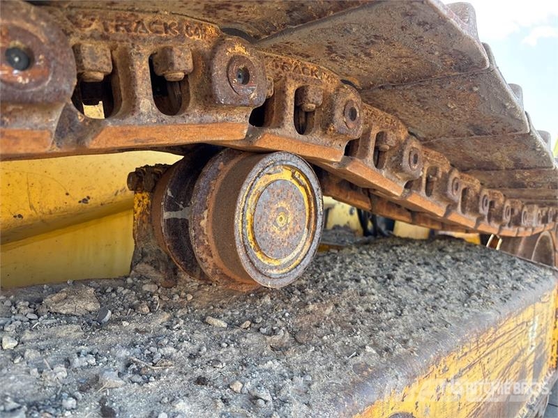 Komatsu D39EX-21 Crawler Dozer Гусеничные бульдозеры