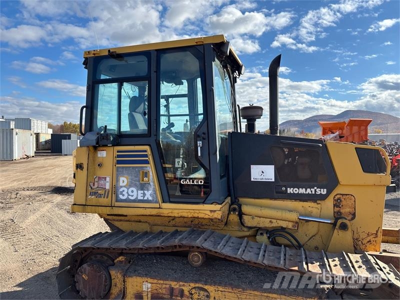 Komatsu D39EX-21 Crawler Dozer Гусеничные бульдозеры