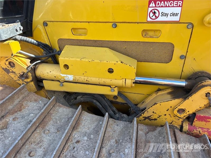 Komatsu D51EX-24 Crawler Dozer Bulldozer