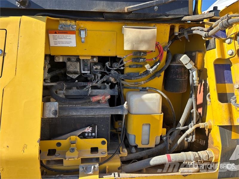 Komatsu D51EX-24 Crawler Dozer Bulldozer