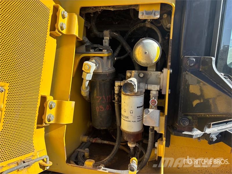 Komatsu D51EX-24 Crawler Dozer Bulldozer