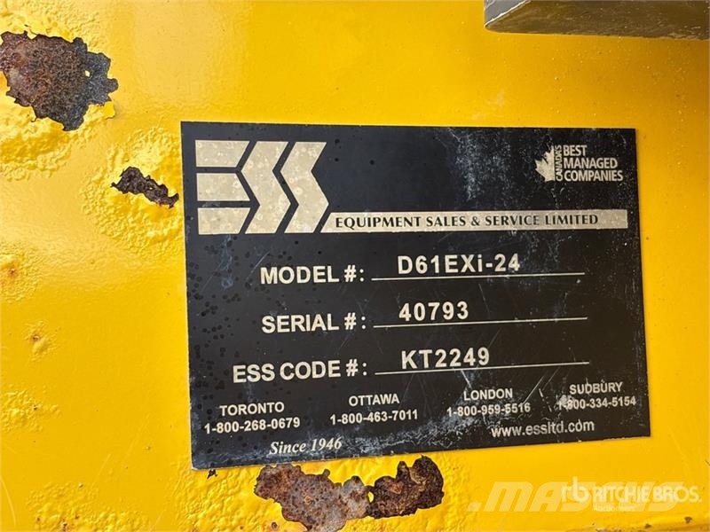 Komatsu D61EXi-24 Crawler Dozer Bandschaktare