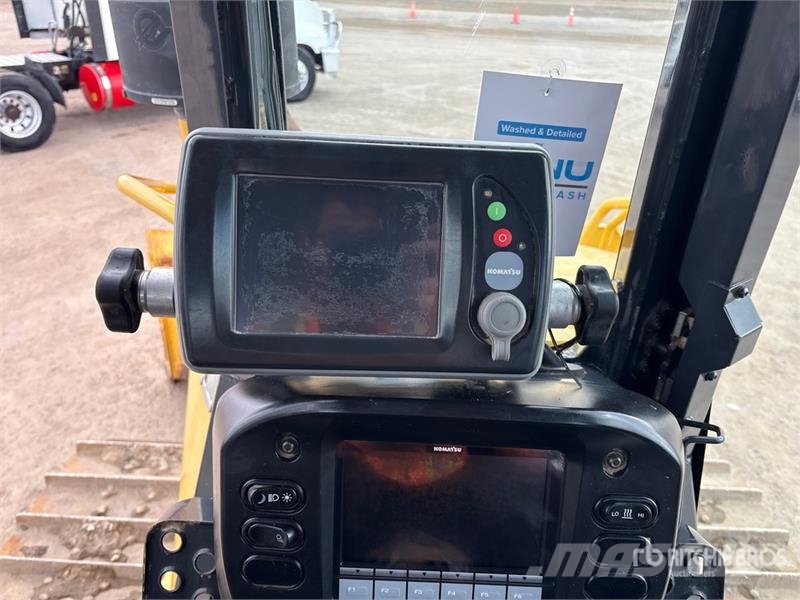 Komatsu D61EXi-24 Crawler Dozer Bandschaktare