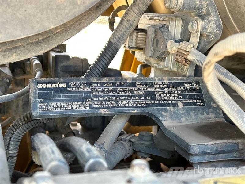 Komatsu D65PXI-18 Crawler Dozer Bulldozer