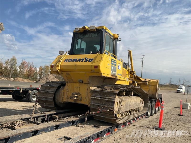 Komatsu D65PXi-18 Crawler Dozer Buldožeri guseničari