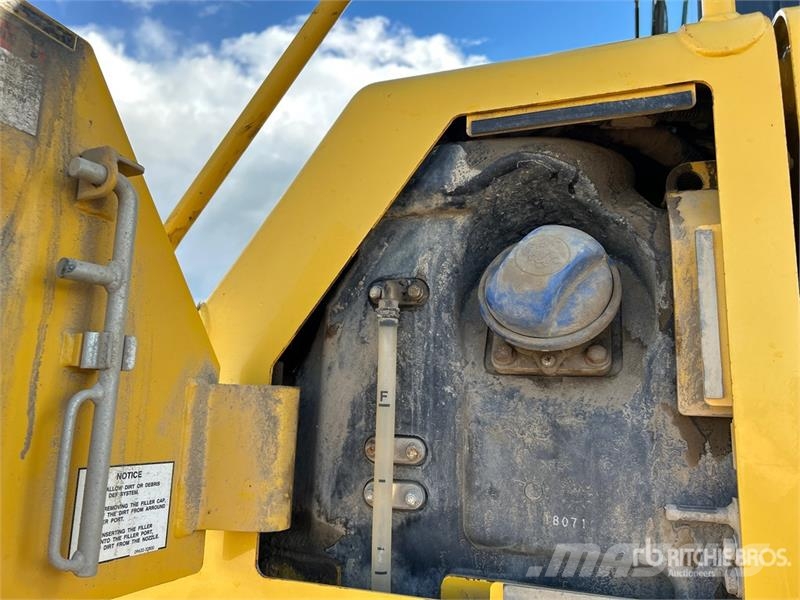 Komatsu D65PXI18 Crawler Dozer Dozere Beltegående