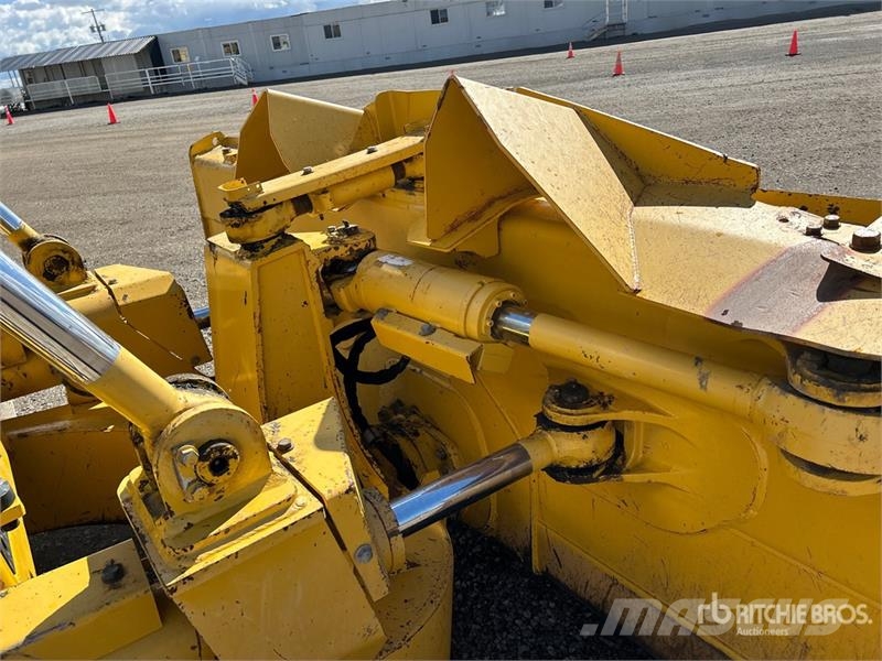 Komatsu D65PXI18 Crawler Dozer Dozere Beltegående