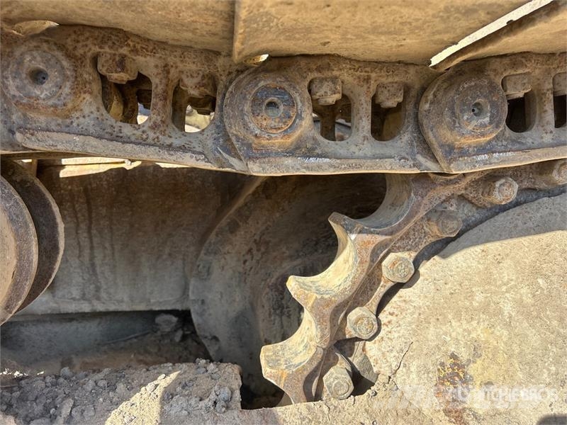 Komatsu D68E-1 ブルドーザー