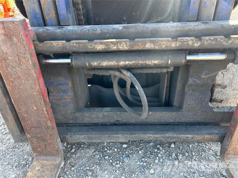 Komatsu FG25ST-12 4660 lb Cushion Tire Forklift Muut haarukkatrukit