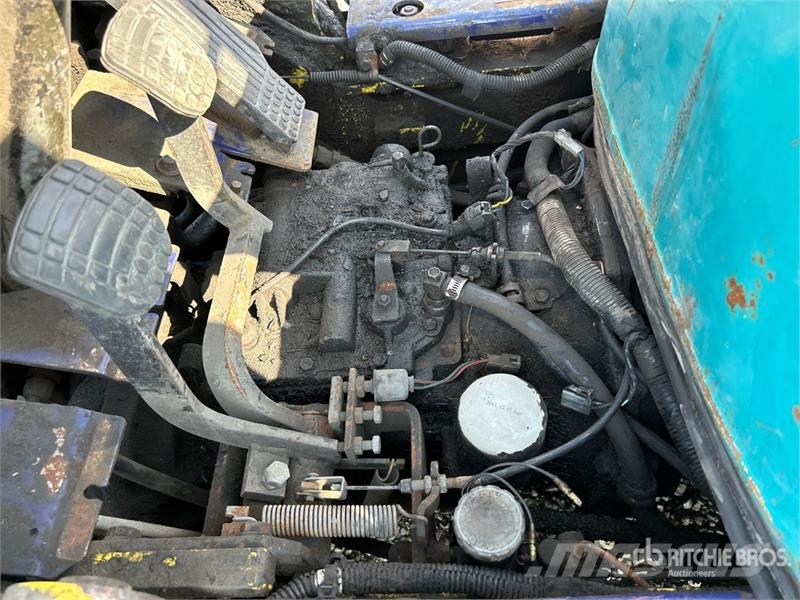 Komatsu FG25ST-12 4660 lb Cushion Tire Forklift Muut haarukkatrukit