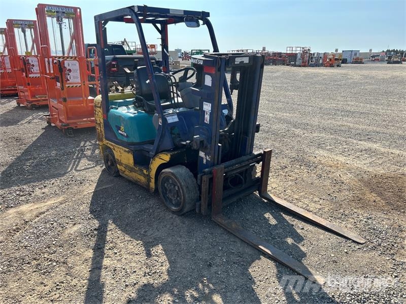Komatsu FG25ST-12 4660 lb Cushion Tire Forklift Muut haarukkatrukit