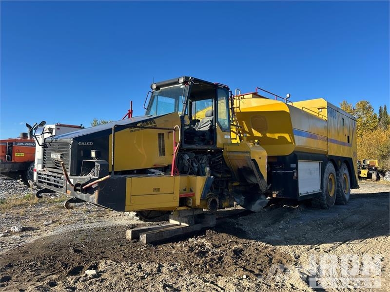 Komatsu HM400-2 Вантажівки-цистерни