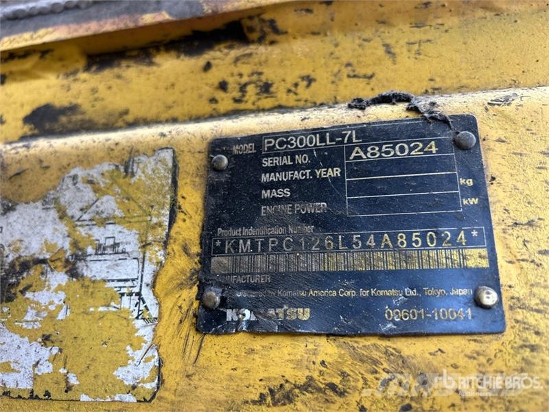 Komatsu PC-300 Heel Boom Log Loader 筑床机