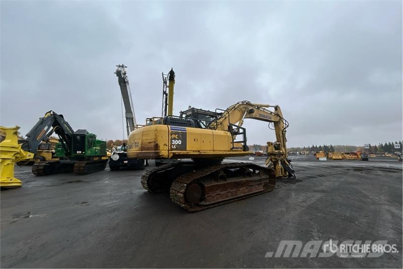 Komatsu PC-300 Log Loader 筑床机