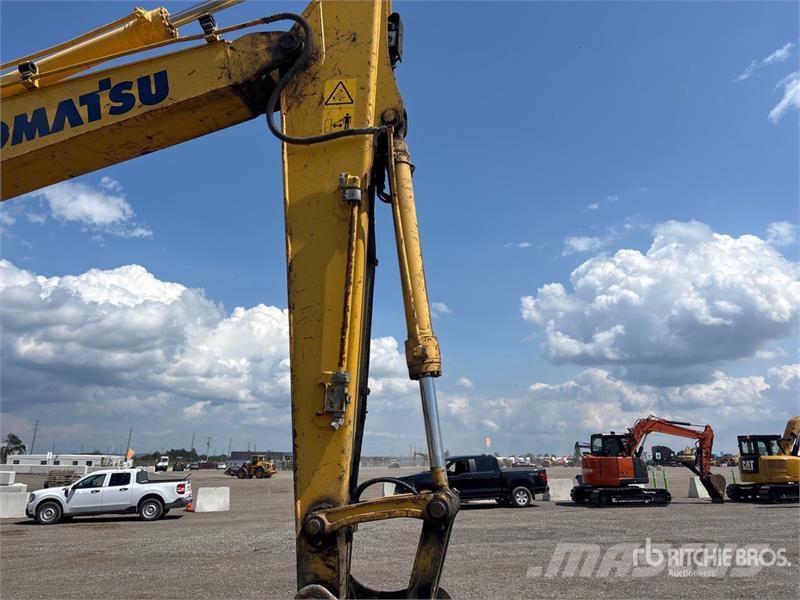 Komatsu PC138USLC-11 Tracked Excavator Beltegraver