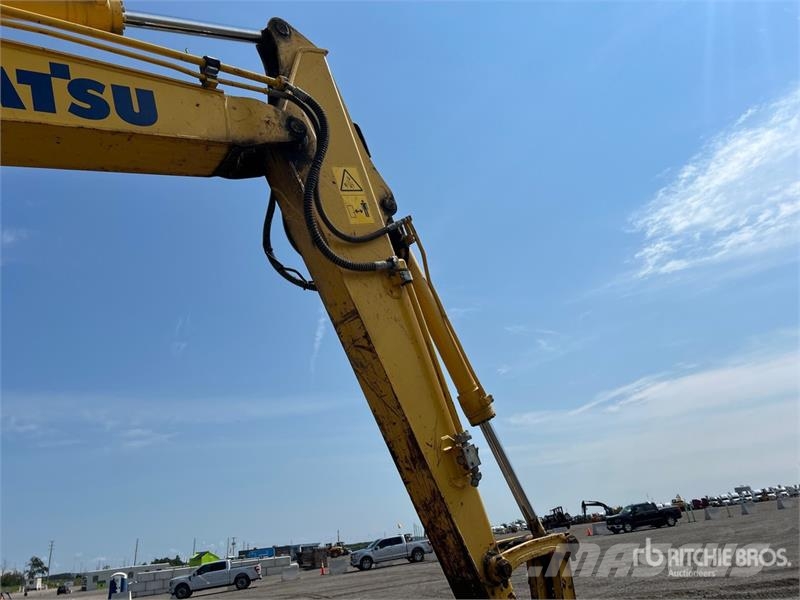Komatsu PC138USLC-11 Tracked Excavator Beltegraver