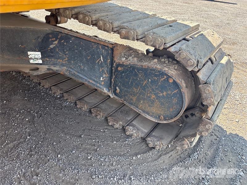 Komatsu PC138USLC-11 Tracked Excavator Beltegraver