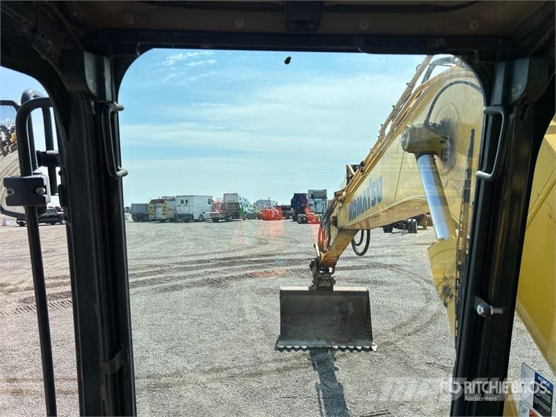 Komatsu PC138USLC-11 Tracked Excavator Beltegraver
