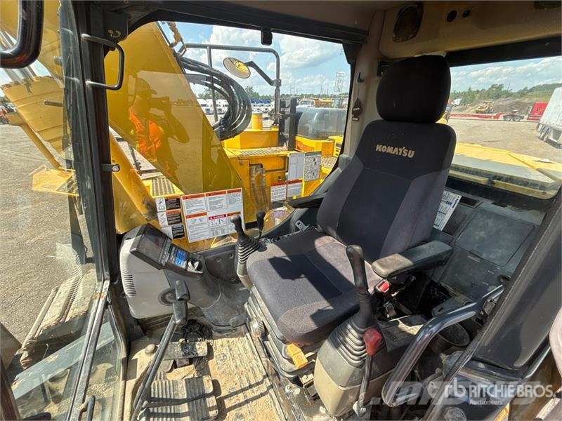 Komatsu PC138USLC-11 Tracked Excavator Beltegraver