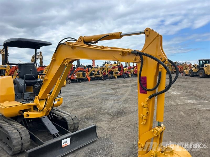Komatsu PC20-7 Mini kotrók < 7t