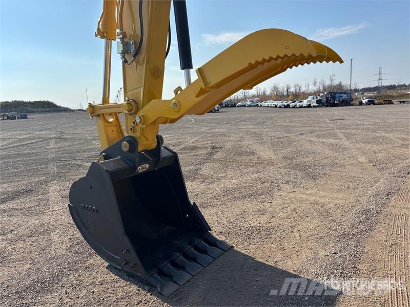 Komatsu PC220LC-12 Tracked Excavator Lánctalpas kotrók