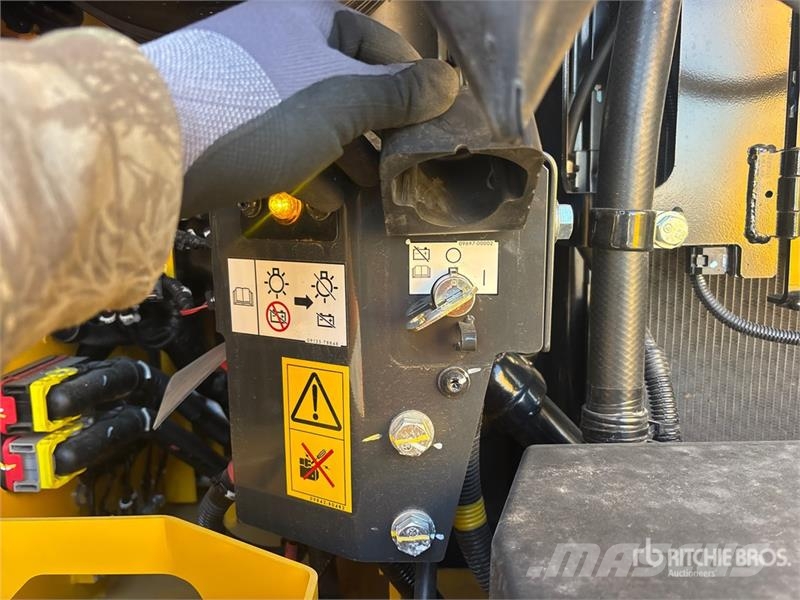 Komatsu PC220LC-12 Tracked Excavator (Unused) Koparki gąsienicowe