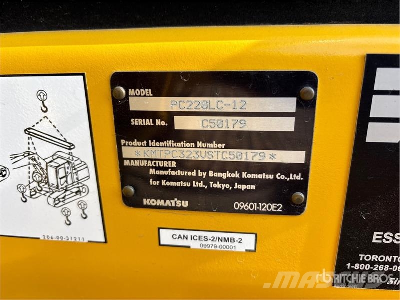 Komatsu PC220LC-12 Tracked Excavator Lánctalpas kotrók
