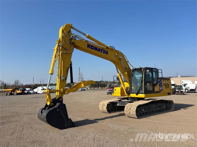 Komatsu PC220LC-12 Tracked Excavator Escavatori cingolati