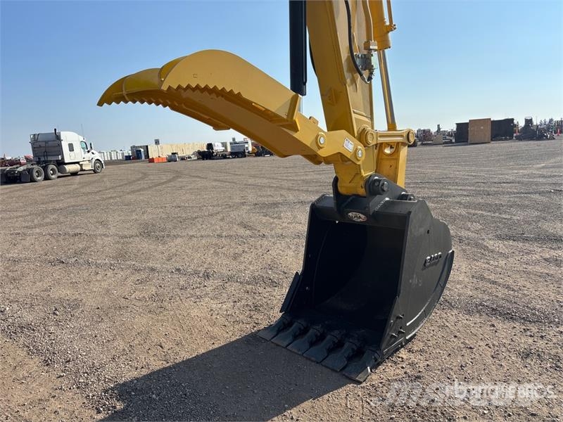 Komatsu PC220LC-12 Tracked Excavator Lánctalpas kotrók