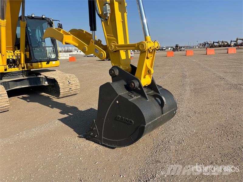 Komatsu PC220LC-12 Tracked Excavator Lánctalpas kotrók