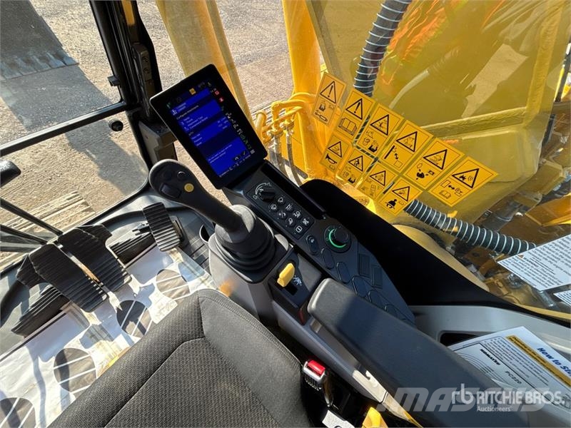 Komatsu PC220LC-12 Tracked Excavator Lánctalpas kotrók