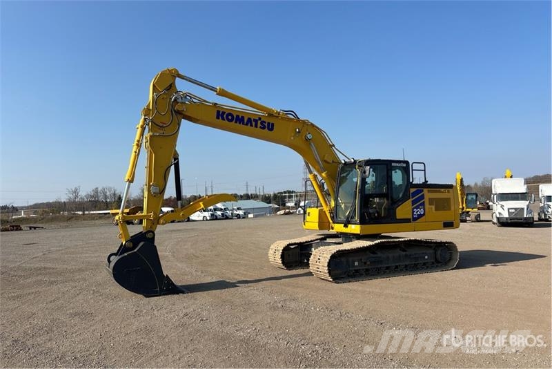 Komatsu PC220LC-12 Tracked Excavator Lánctalpas kotrók