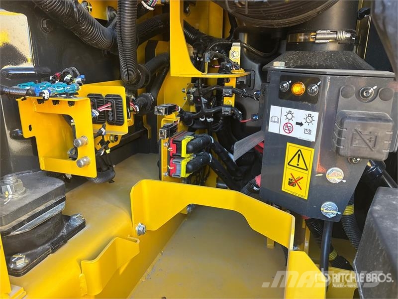 Komatsu PC220LC-12 Tracked Excavator (Unused) Koparki gąsienicowe